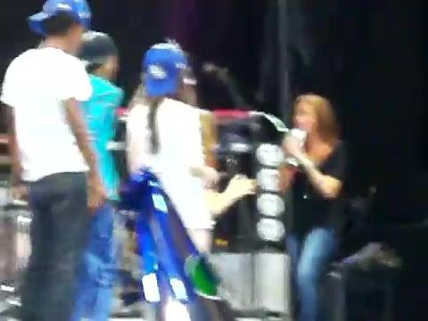 Demi Lovato\'s Entrance at Souncheck 1370 Demi Lovato\'s Entrance at Souncheck 1370