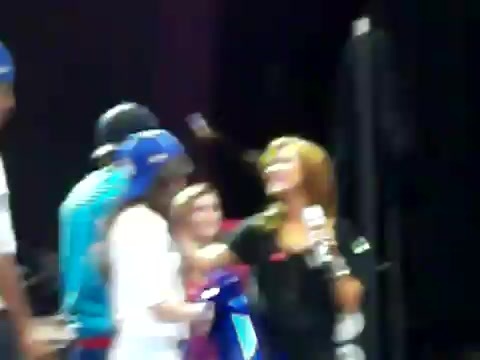 Demi Lovato\'s Entrance at Souncheck 1749