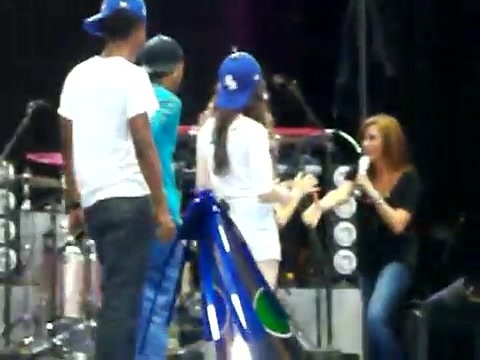 Demi Lovato\'s Entrance at Souncheck 1415 Demi Lovato\'s Entrance at Souncheck 1415