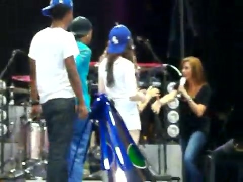 Demi Lovato\'s Entrance at Souncheck 1423 Demi Lovato\'s Entrance at Souncheck 1423