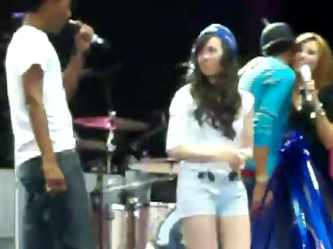 Demi Lovato\'s Entrance at Souncheck 1813