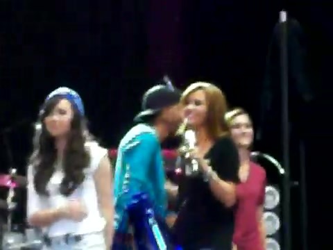 Demi Lovato\'s Entrance at Souncheck 1875