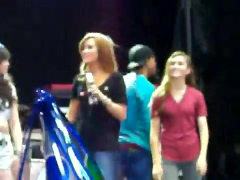 Demi Lovato\'s Entrance at Souncheck 1942