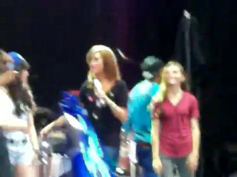 Demi Lovato\'s Entrance at Souncheck 1952