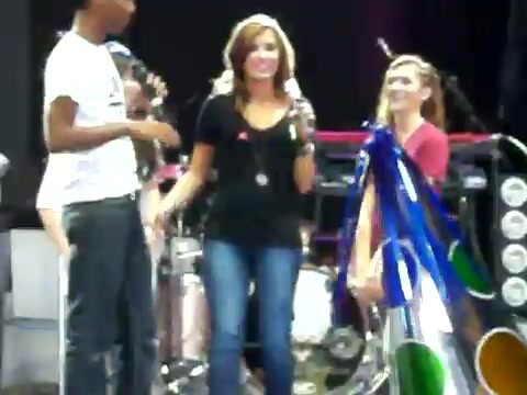 Demi Lovato\'s Entrance at Souncheck 2138