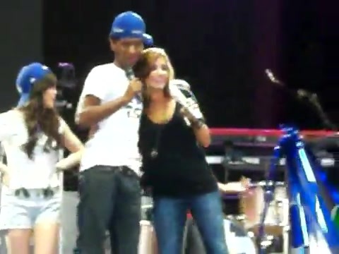 Demi Lovato\'s Entrance at Souncheck 2262
