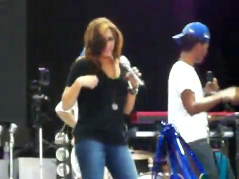 Demi Lovato\'s Entrance at Souncheck 2750