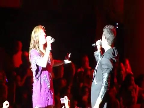 Joe Jonas Gives A  Warm Hug To Ex-Girlfriend Demi Lovato 0314 - Demilush Gives A Warm Hug To Her ExBoyfriend Joe Part oo1