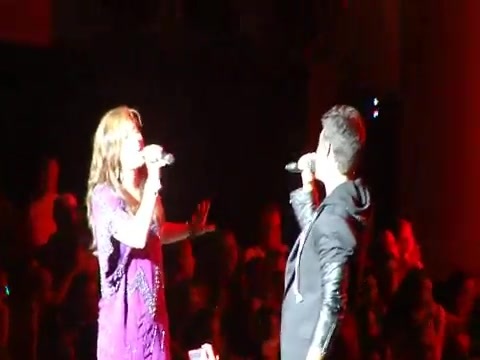 Joe Jonas Gives A  Warm Hug To Ex-Girlfriend Demi Lovato 0341 - Demilush Gives A Warm Hug To Her ExBoyfriend Joe Part oo1