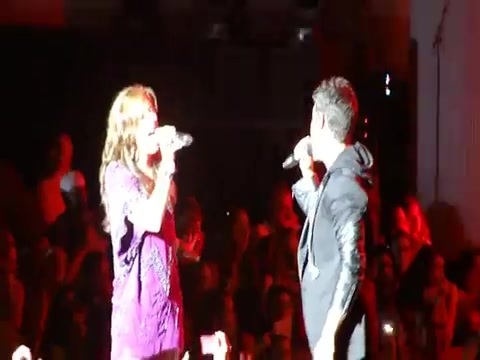 Joe Jonas Gives A  Warm Hug To Ex-Girlfriend Demi Lovato 0377