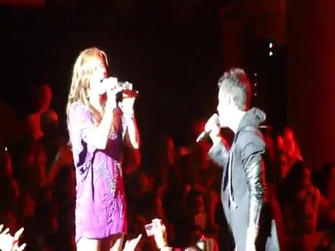 Joe Jonas Gives A  Warm Hug To Ex-Girlfriend Demi Lovato 0437