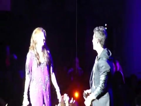Joe Jonas Gives A  Warm Hug To Ex-Girlfriend Demi Lovato 0863