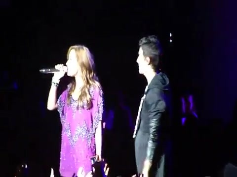 Joe Jonas Gives A  Warm Hug To Ex-Girlfriend Demi Lovato 1172 - Demilush Gives A Warm Hug To Her ExBoyfriend Joe Part oo3