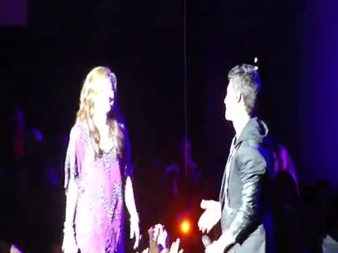 Joe Jonas Gives A  Warm Hug To Ex-Girlfriend Demi Lovato 0888