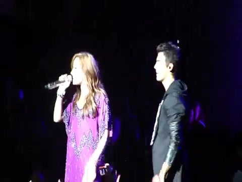 Joe Jonas Gives A  Warm Hug To Ex-Girlfriend Demi Lovato 1201