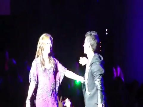 Joe Jonas Gives A  Warm Hug To Ex-Girlfriend Demi Lovato 0937