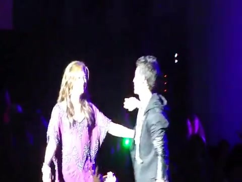 Joe Jonas Gives A  Warm Hug To Ex-Girlfriend Demi Lovato 0943