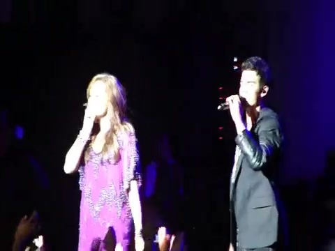 Joe Jonas Gives A  Warm Hug To Ex-Girlfriend Demi Lovato 1267 Joe Jonas Gives A  Warm Hug To Ex-Girlfriend Demi Lovato 1267