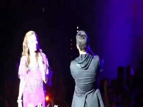 Joe Jonas Gives A  Warm Hug To Ex-Girlfriend Demi Lovato 1750 - Demilush Gives A Warm Hug To Her ExBoyfriend Joe Part oo4