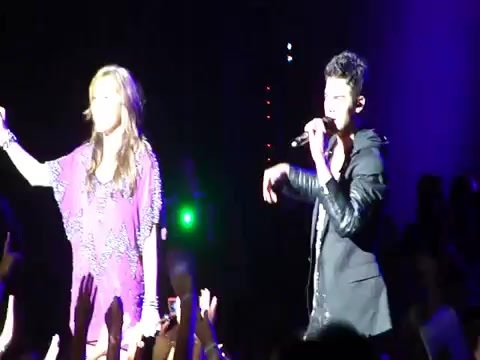 Joe Jonas Gives A  Warm Hug To Ex-Girlfriend Demi Lovato 1336
