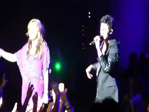 Joe Jonas Gives A  Warm Hug To Ex-Girlfriend Demi Lovato 1358