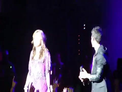 Joe Jonas Gives A  Warm Hug To Ex-Girlfriend Demi Lovato 1413