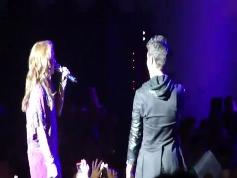 Joe Jonas Gives A  Warm Hug To Ex-Girlfriend Demi Lovato 1888