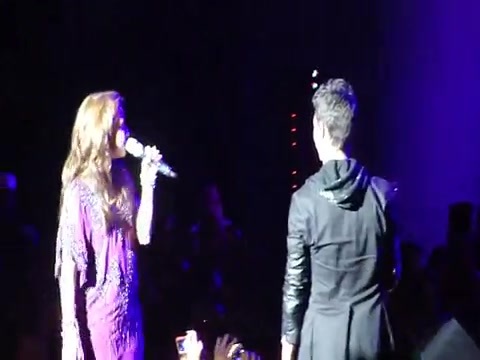 Joe Jonas Gives A  Warm Hug To Ex-Girlfriend Demi Lovato 1916 Joe Jonas Gives A  Warm Hug To Ex-Girlfriend Demi Lovato 1916