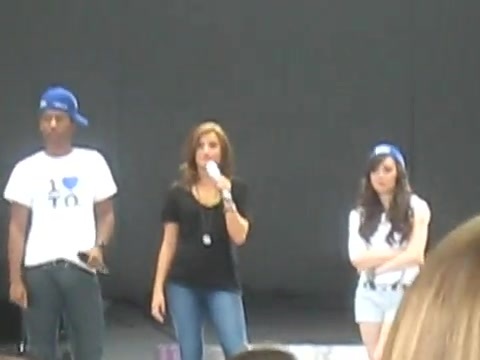 Jonas Brothers sound check 0110