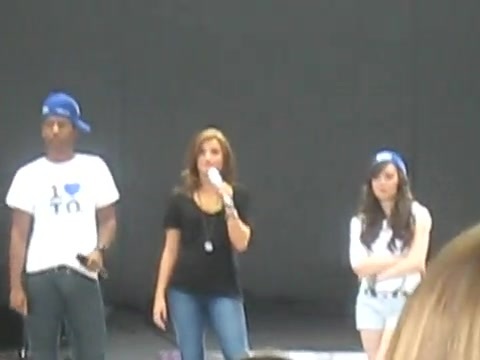 Jonas Brothers sound check 0112