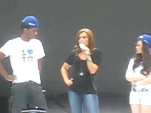 Jonas Brothers sound check 0600 Jonas Brothers sound check 0600