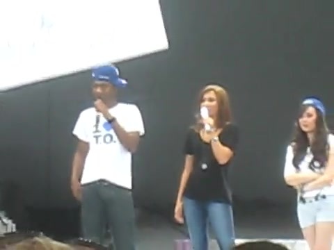 Jonas Brothers sound check 0313