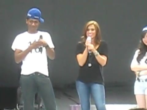 Jonas Brothers sound check 0800 Jonas Brothers sound check 0800