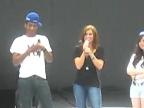 Jonas Brothers sound check 0812 Jonas Brothers sound check 0812