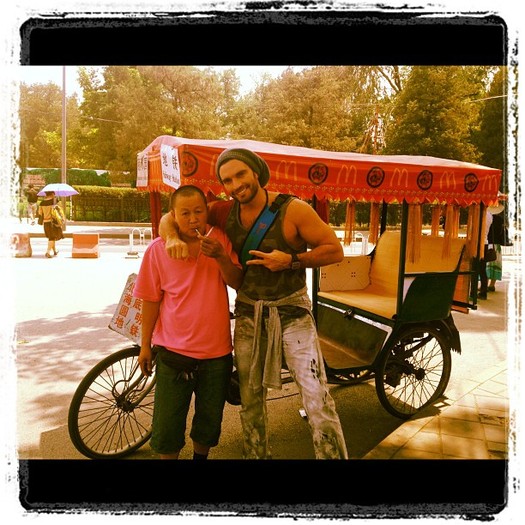  - Julian Gil