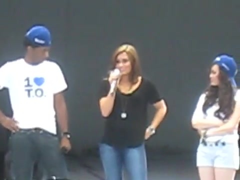 Jonas Brothers sound check 1091 Jonas Brothers sound check 1091