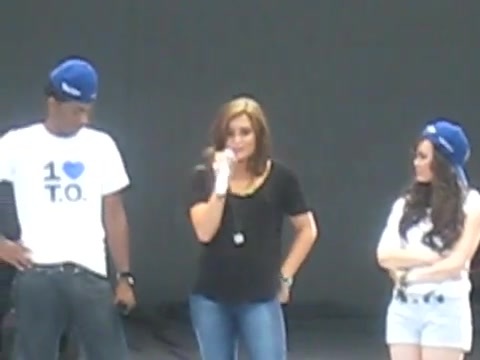 Jonas Brothers sound check 1125 Jonas Brothers sound check 1125