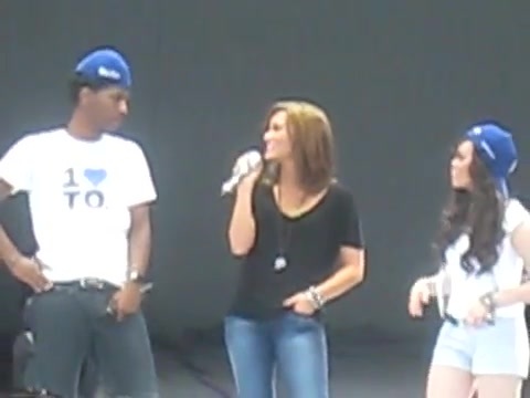 Jonas Brothers sound check 1620