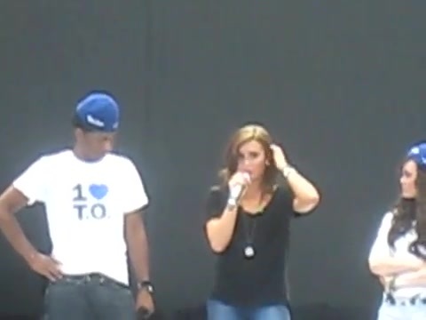 Jonas Brothers sound check 1234