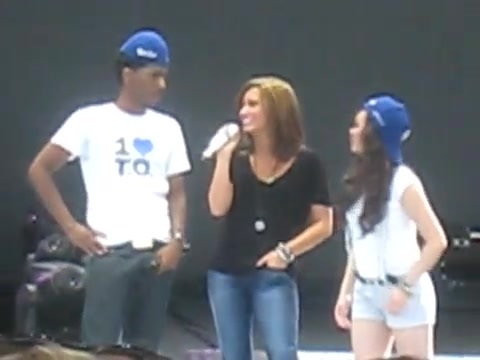 Jonas Brothers sound check 1677