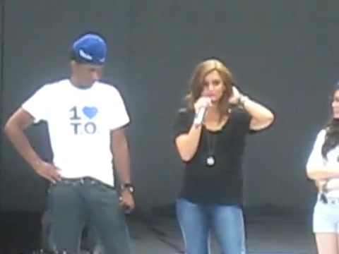 Jonas Brothers sound check 1306 Jonas Brothers sound check 1306