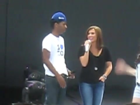 Jonas Brothers sound check 1726