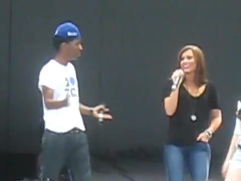 Jonas Brothers sound check 1785