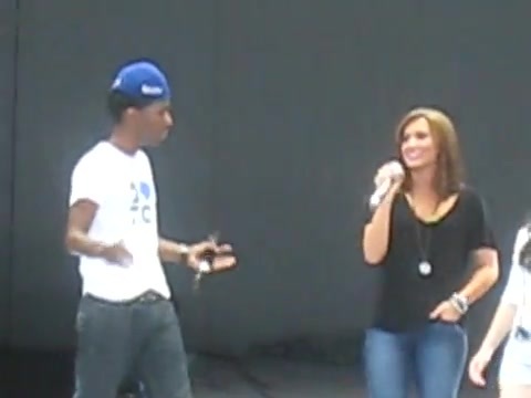 Jonas Brothers sound check 1795