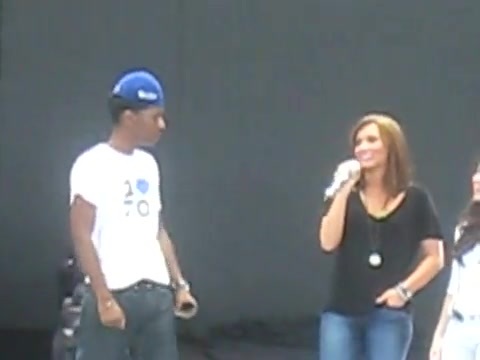 Jonas Brothers sound check 1819
