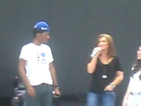 Jonas Brothers sound check 1831