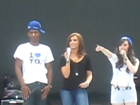 Jonas Brothers sound check 2554 - Demilush - Jonas Brothers sound check Part oo6