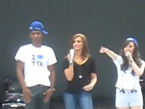 Jonas Brothers sound check 2556 - Demilush - Jonas Brothers sound check Part oo6