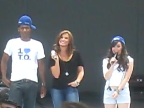 Jonas Brothers sound check 2229