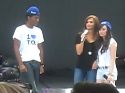 Jonas Brothers sound check 2656